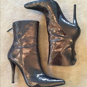 Stuart Weitzman Goliath Booties
